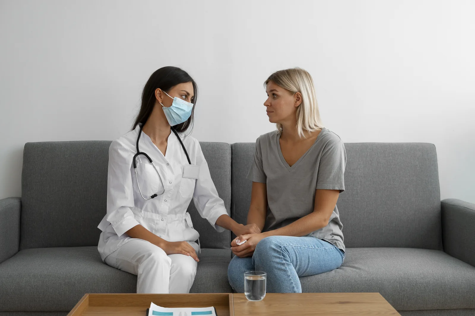 Physician having an honest conversation with a patient